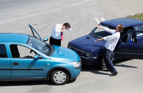 Kako postupiti u slučaju saobraćajne nezgode?